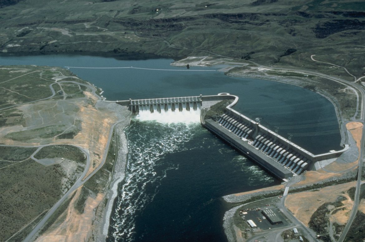 Chief_Joseph_Dam